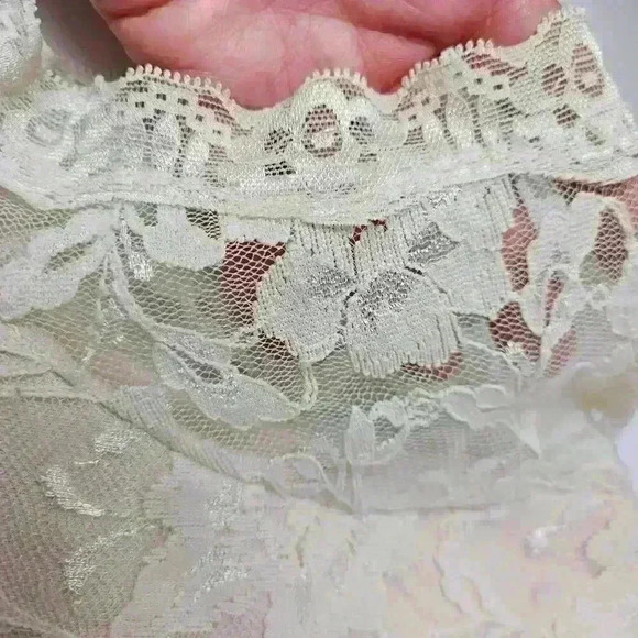 Maurices Lace Stretch Lined Medium Top Cream - Picture 5 of 5